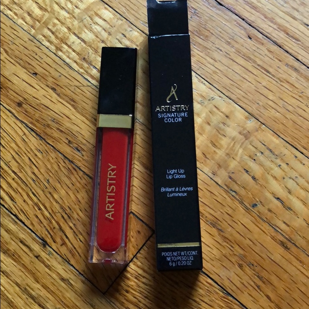 Gorgeous red lip gloss